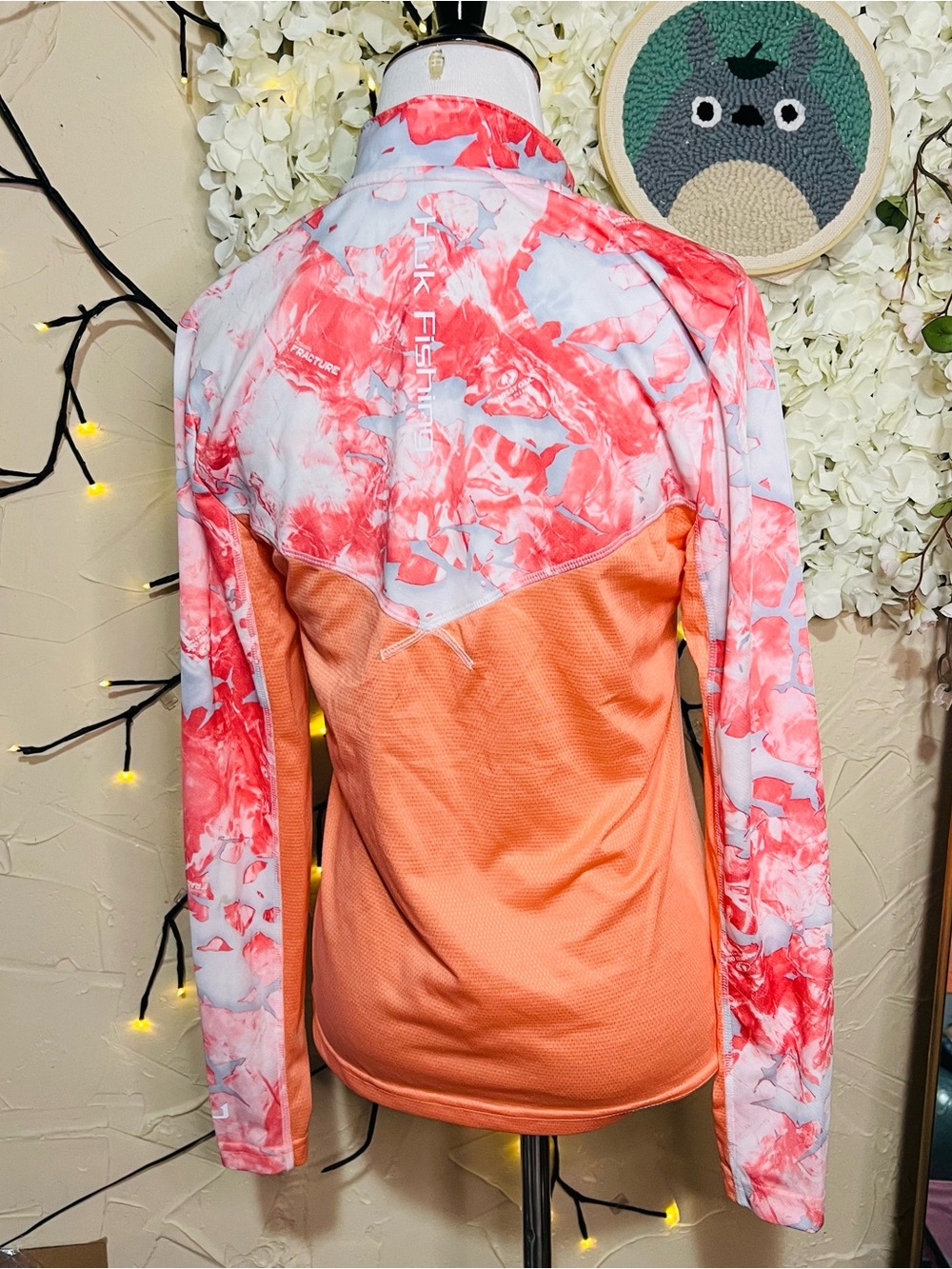 Huk Coral Marble Quarter-Zip Long Sleeve Fishing Shirt - Picture 2 of 5